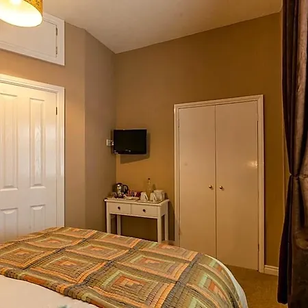فندق مبيت وإفطار Pinfold House 3*