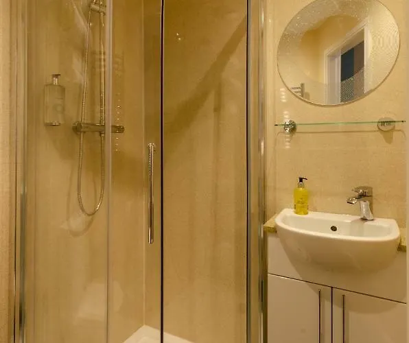 Pinfold House Bed & Breakfast